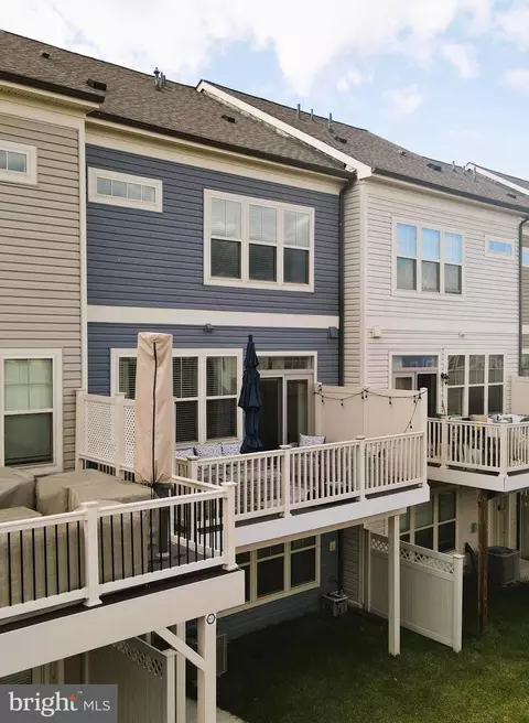 Exterior - 3509 Flatwoods Dr, Frederick, MD 21704 photo 2 of 4
