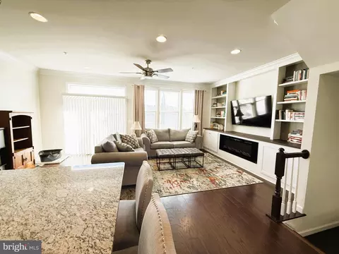 Living - 3509 Flatwoods Dr, Frederick, MD 21704 photo 3 of 3