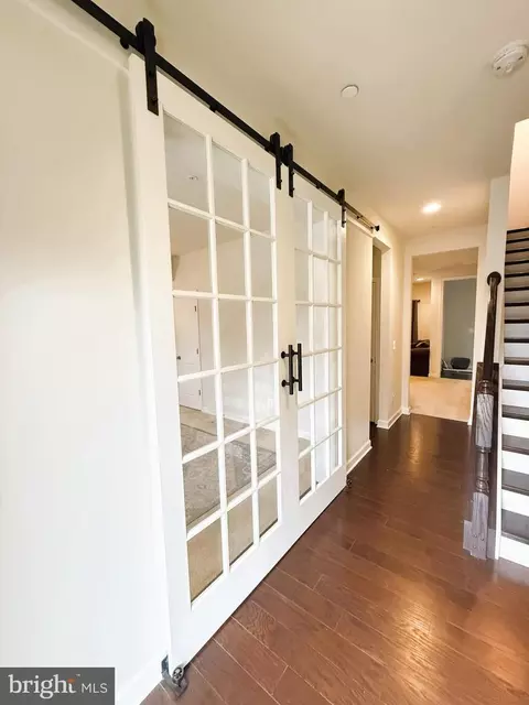 Entry Way - 3509 Flatwoods Dr, Frederick, MD 21704 photo 2 of 5