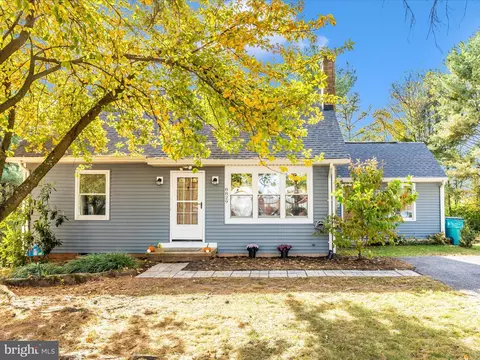 8829 Orndorff Rd, Thurmont, MD 21788
