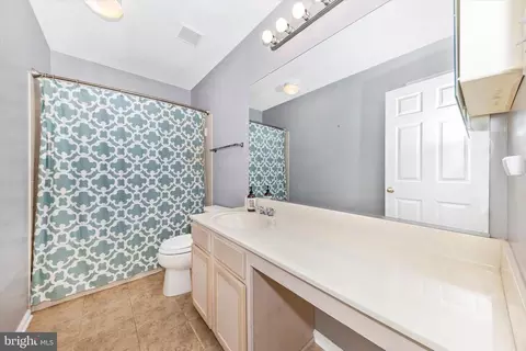 Bath - 5183 Duke Ct, Frederick, MD 21703 photo 3 of 4