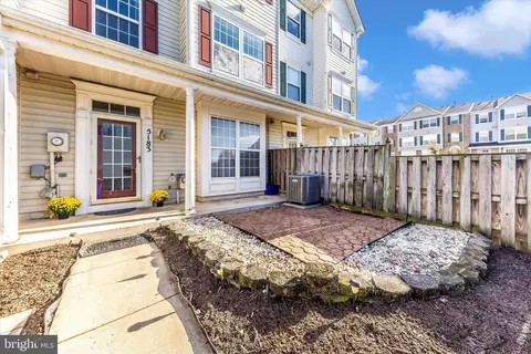 Exterior - 5183 Duke Ct, Frederick, MD 21703 photo 2 of 2