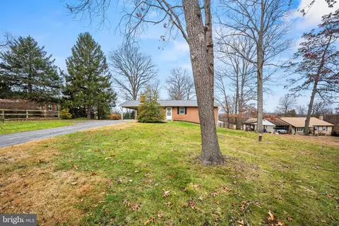 Exterior - 5402 Hines Rd, Frederick, MD 21704 photo 6 of 13