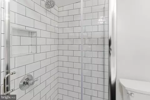 Bath - 38 E 6th St, Frederick, MD 21701 photo 3 of 3
