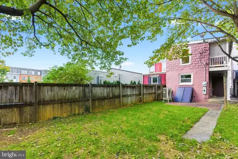 Exterior - 38 E 6th St, Frederick, MD 21701 photo 8 of 10