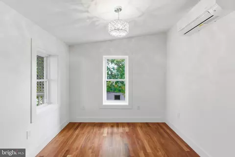 Bedroom - 38 E 6th St, Frederick, MD 21701 photo 5 of 6