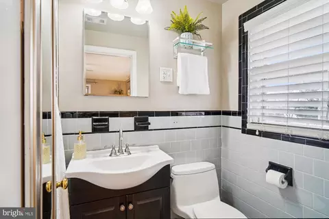 5708 Lakeview Dr, Frederick, MD 21702 photo 14