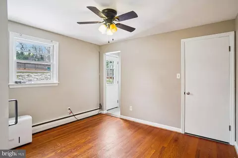 5708 Lakeview Dr, Frederick, MD 21702 photo 18