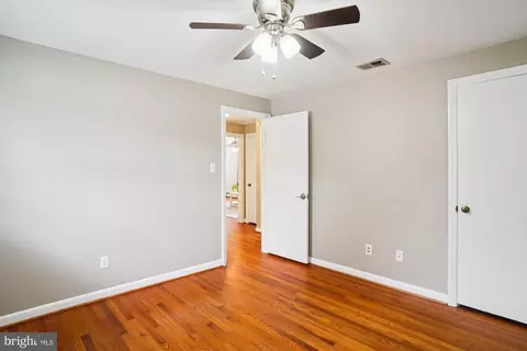 5708 Lakeview Dr, Frederick, MD 21702 photo 16