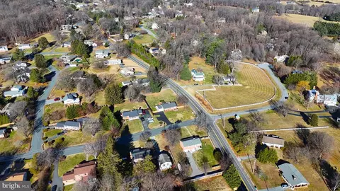 5708 Lakeview Dr, Frederick, MD 21702 photo 38