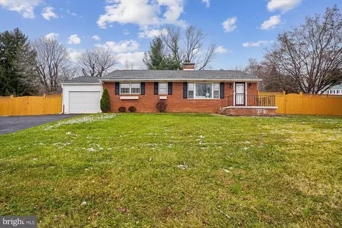 5708 Lakeview Dr, Frederick, MD 21702 photo 29