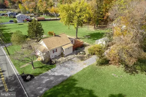 6712 Mountaindale Rd, Thurmont, MD 21788