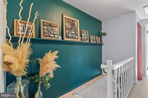 Entry Way - 5819 Whitfield Ct, Frederick, MD 21703 photo 4 of 5