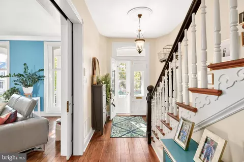 Entry Way - 247 Dill Ave, Frederick, MD 21701 photo 5 of 14