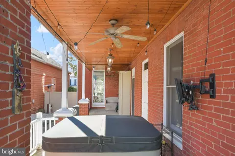 Exterior - 247 Dill Ave, Frederick, MD 21701 photo 11 of 14