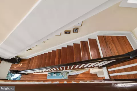 Entry Way - 247 Dill Ave, Frederick, MD 21701 photo 8 of 14