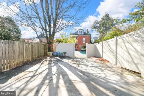 Exterior - 247 Dill Ave, Frederick, MD 21701 photo 12 of 14