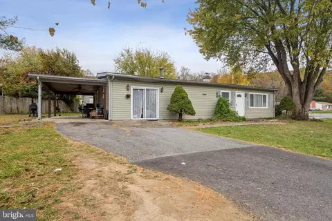 9306 Granite Cir, Frederick, MD 21702