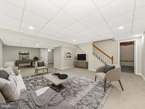 Living - 8395 Buckeye Ct, Frederick, MD 21702 photo 12 of 12