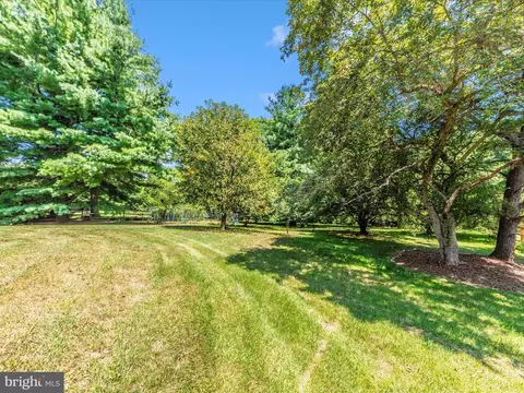 Exterior - 8395 Buckeye Ct, Frederick, MD 21702 photo 10 of 14