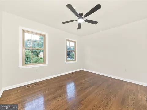 Bedroom - 8395 Buckeye Ct, Frederick, MD 21702 photo 6 of 7