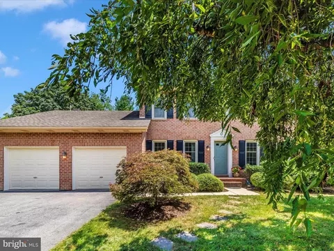 Exterior - 8395 Buckeye Ct, Frederick, MD 21702 photo 3 of 14
