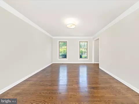 Living - 8395 Buckeye Ct, Frederick, MD 21702 photo 4 of 12