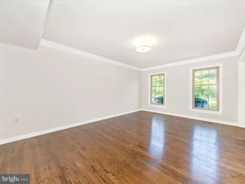 Living - 8395 Buckeye Ct, Frederick, MD 21702 photo 5 of 12