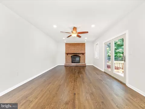 Living - 8395 Buckeye Ct, Frederick, MD 21702 photo 9 of 12