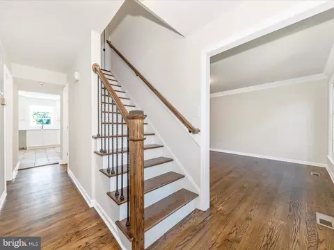 Entry Way - 8395 Buckeye Ct, Frederick, MD 21702 photo 3 of 4