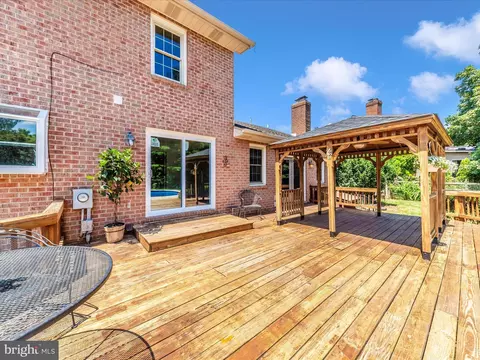 Exterior - 8395 Buckeye Ct, Frederick, MD 21702 photo 14 of 14