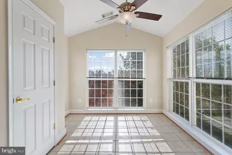 Entry Way - 2500 Hemingway Dr #3-3D, Frederick, MD 21702 photo 3 of 4