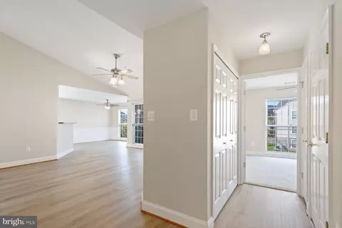 Entry Way - 2500 Hemingway Dr #3-3D, Frederick, MD 21702 photo 2 of 4