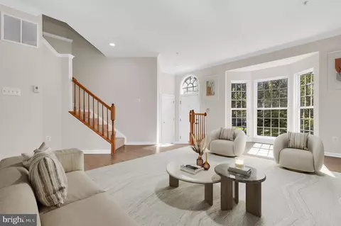 3816 Sugarloaf Pkwy, Frederick, MD 21704