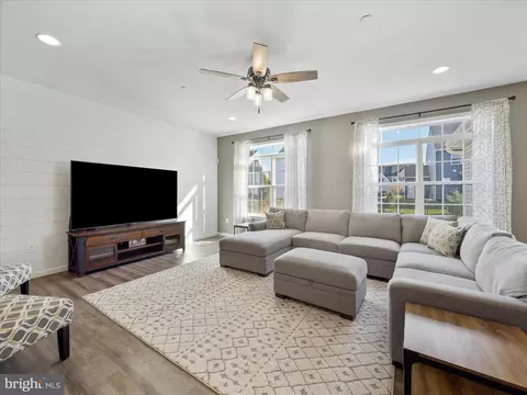 2726 Moon Shot Ln, Frederick, MD 21702 photo 4