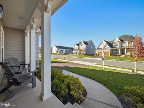 2726 Moon Shot Ln, Frederick, MD 21702 photo 2