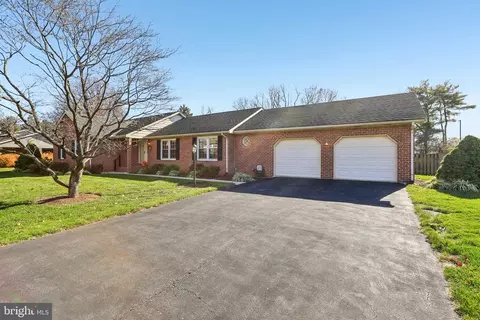 Exterior - 7193 W Sundown Ct, Frederick, MD 21702 photo 2 of 9