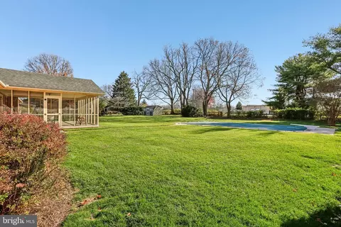 Exterior - 7193 W Sundown Ct, Frederick, MD 21702 photo 6 of 9