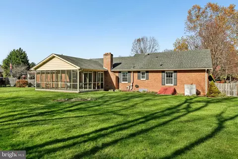 Exterior - 7193 W Sundown Ct, Frederick, MD 21702 photo 8 of 9