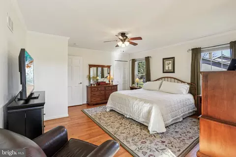 Bedroom - 7193 W Sundown Ct, Frederick, MD 21702 photo 4 of 6