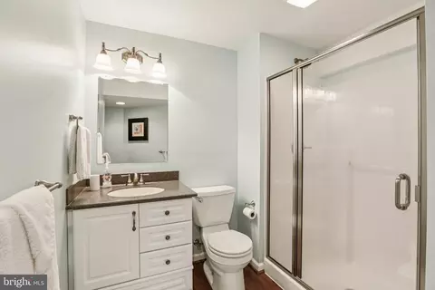 Bath - 7193 W Sundown Ct, Frederick, MD 21702 photo 5 of 5