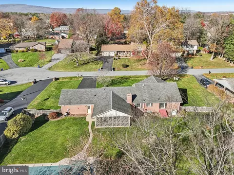 View/Area - 7193 W Sundown Ct, Frederick, MD 21702 photo 3 of 3