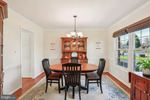 Dining - 7193 W Sundown Ct, Frederick, MD 21702 photo 3 of 4