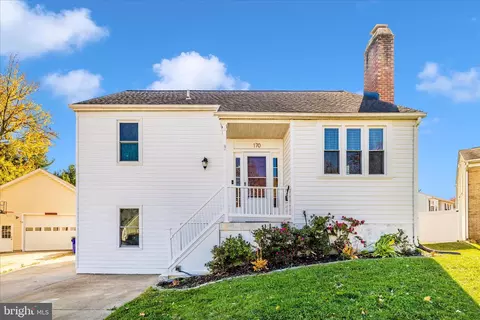 170 Poinsett Ln, Frederick, MD 21702