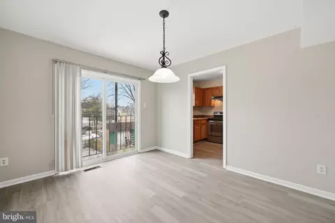 16 S Pendleton Ct, Frederick, MD 21701 photo 8