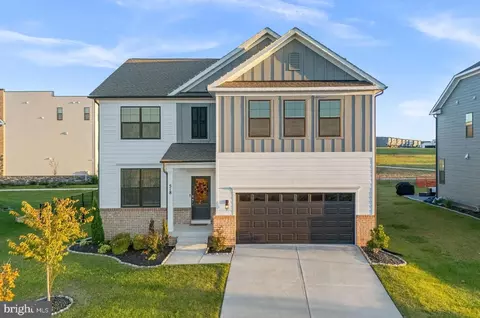 518 Carroll Walk Ave, Frederick, MD 21701