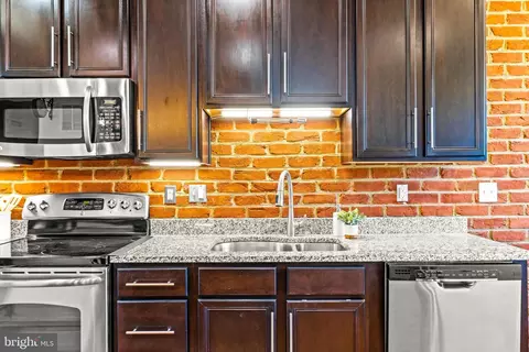 Kitchen - 1416 Wheyfield Dr, Frederick, MD 21701 photo 4 of 5