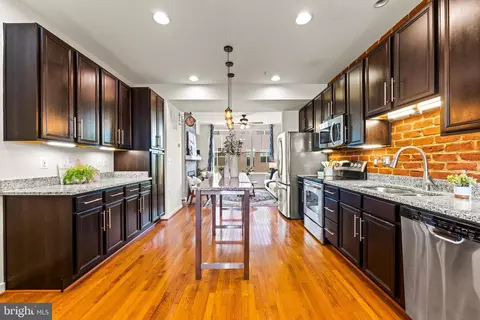 Kitchen - 1416 Wheyfield Dr, Frederick, MD 21701 photo 2 of 5