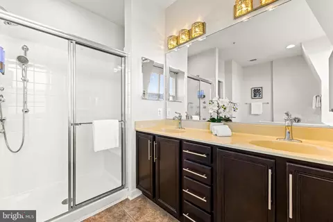Bath - 1416 Wheyfield Dr, Frederick, MD 21701 photo 5 of 6