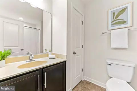 Bath - 1416 Wheyfield Dr, Frederick, MD 21701 photo 2 of 6